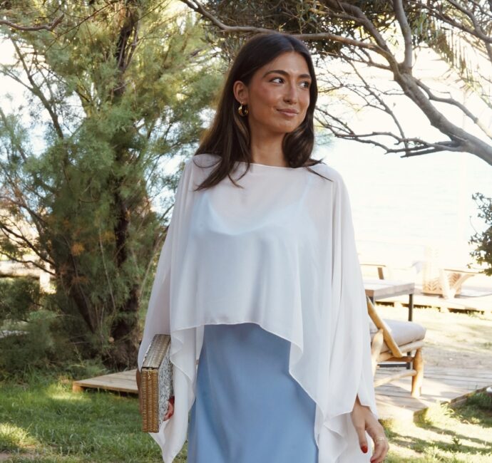 Formas de escotes apropiadas para llevar Capa o Chales