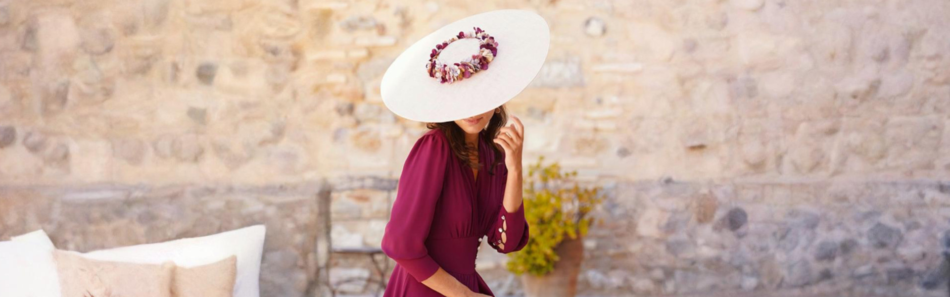 Pamelas para invitadas para bodas de dia, naturales, hechas a mano. Perfectas para invitadas