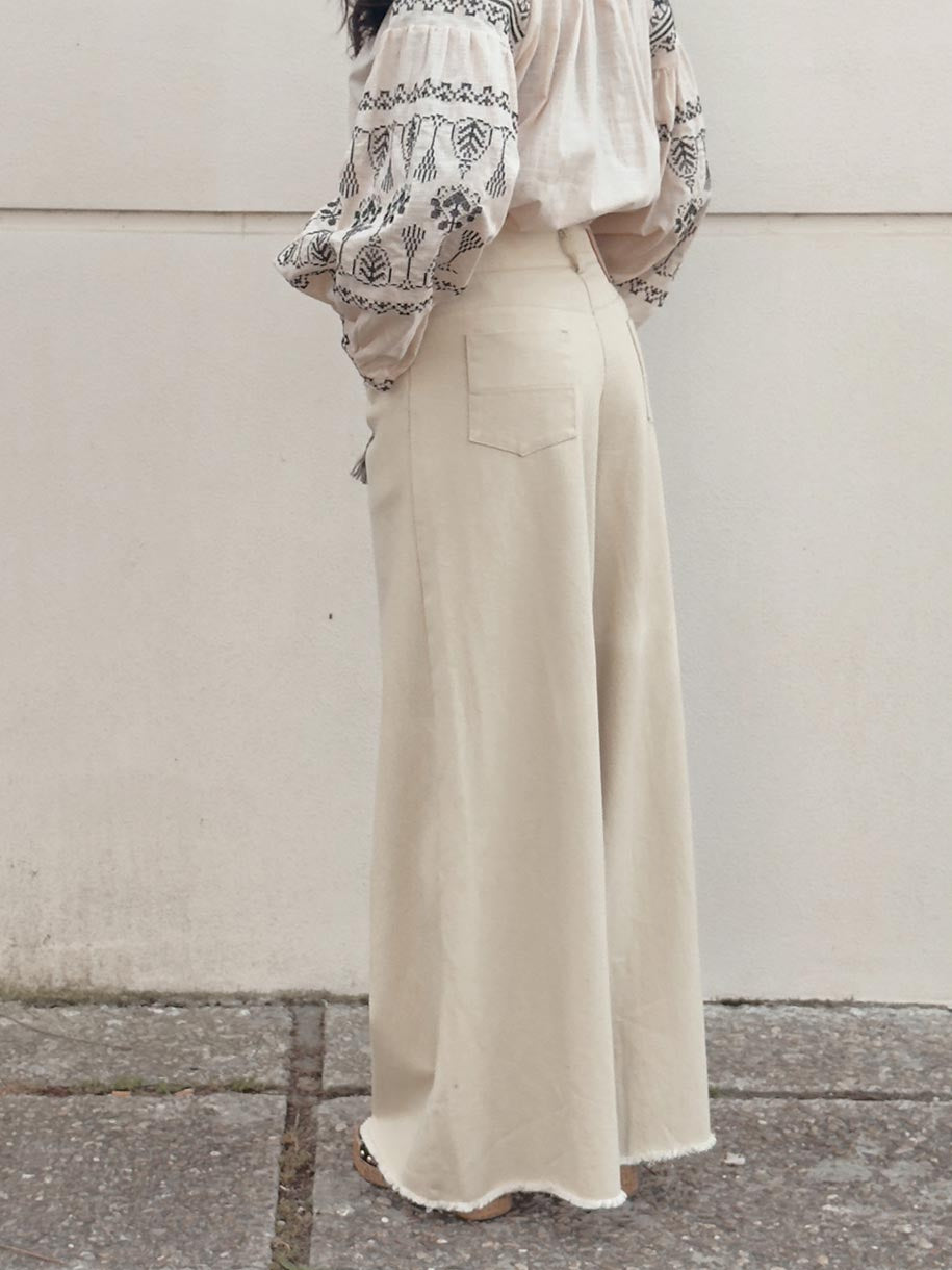 JEANS RECTOS TIRO ALTO