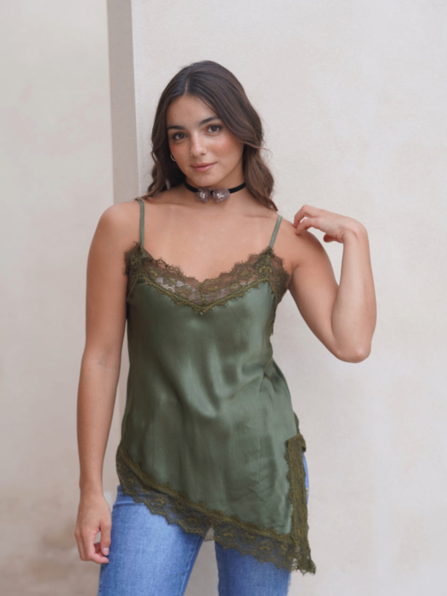 LENCERO ASIMÉTRICO ENCAJE