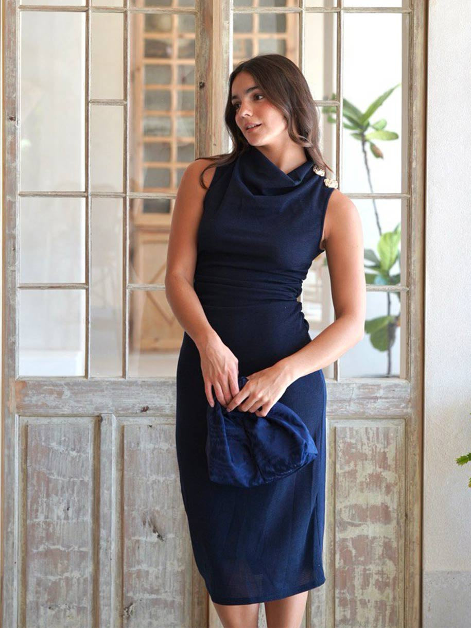 VESTIDO CASCADA BASIC