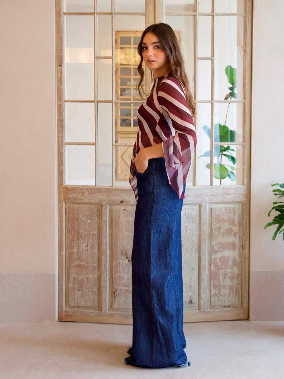 BLUSA TRANSPARENCIAS ASIMÉTRICA