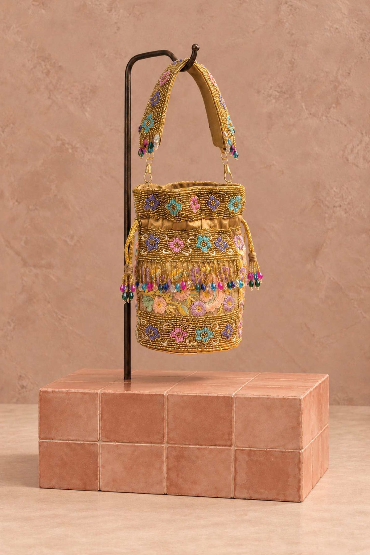 BOLSO INVITADA FLORES DE ROCALLA