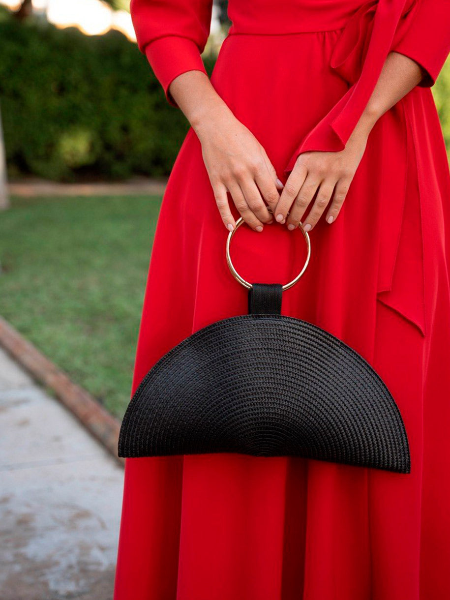 Bolso de mano tipo mimbre de invitada