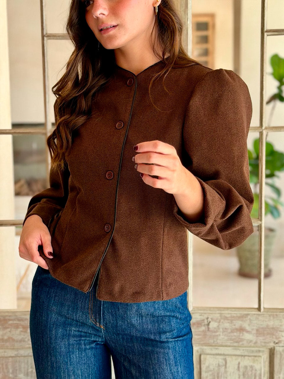 Chaqueta con hombreras estructuradas marron