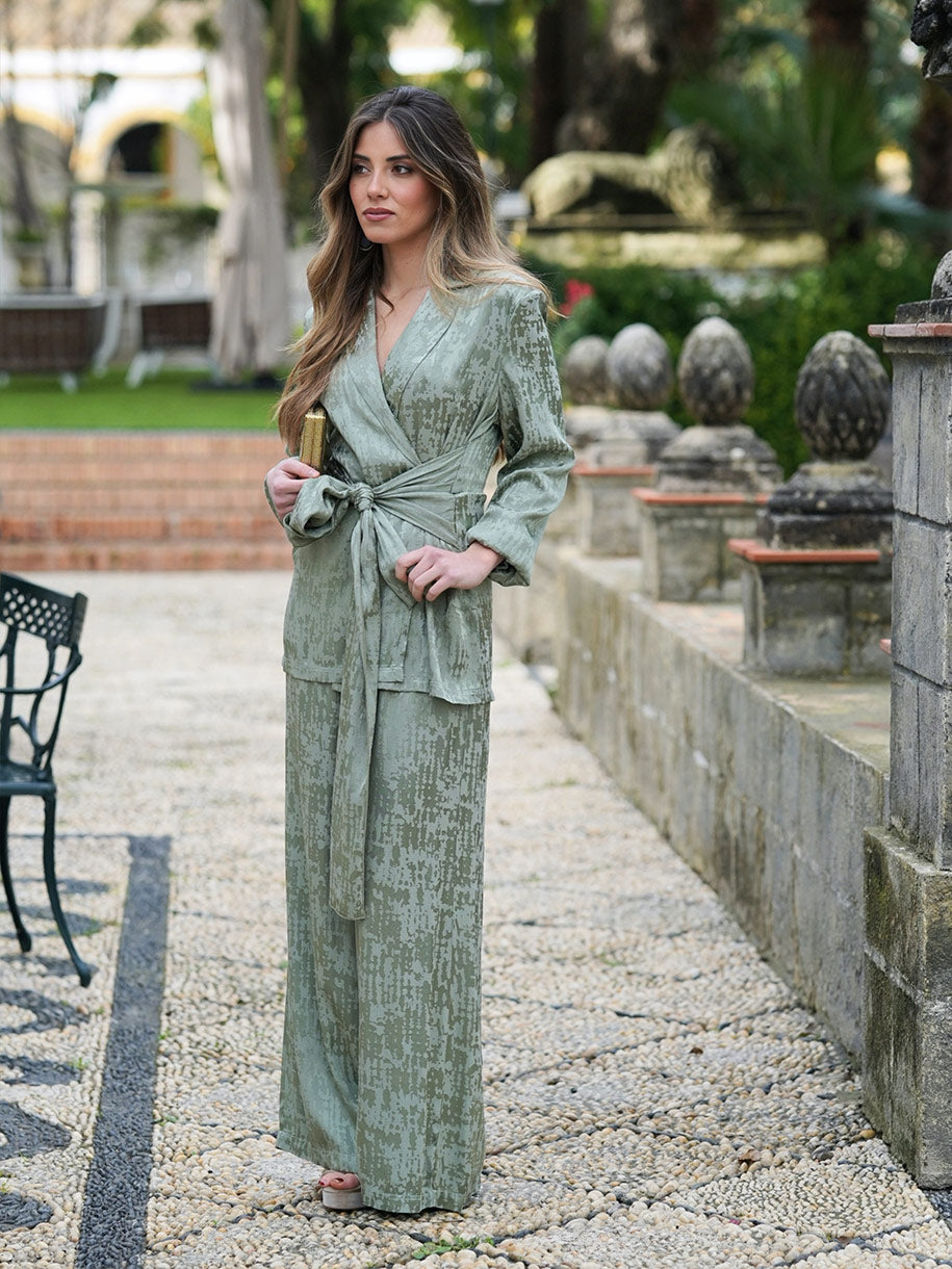 Conjunto de fiesta, formado por chaqueta y pantalón