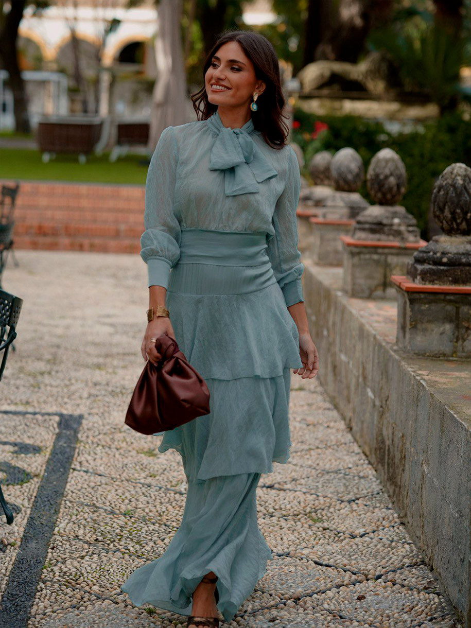 Conjunto de Invitada de dos piezas, formado por blusa y falda