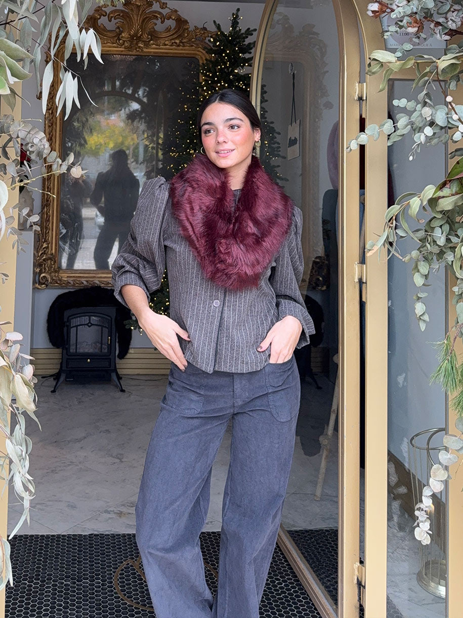 Cuello de pelo de invitada