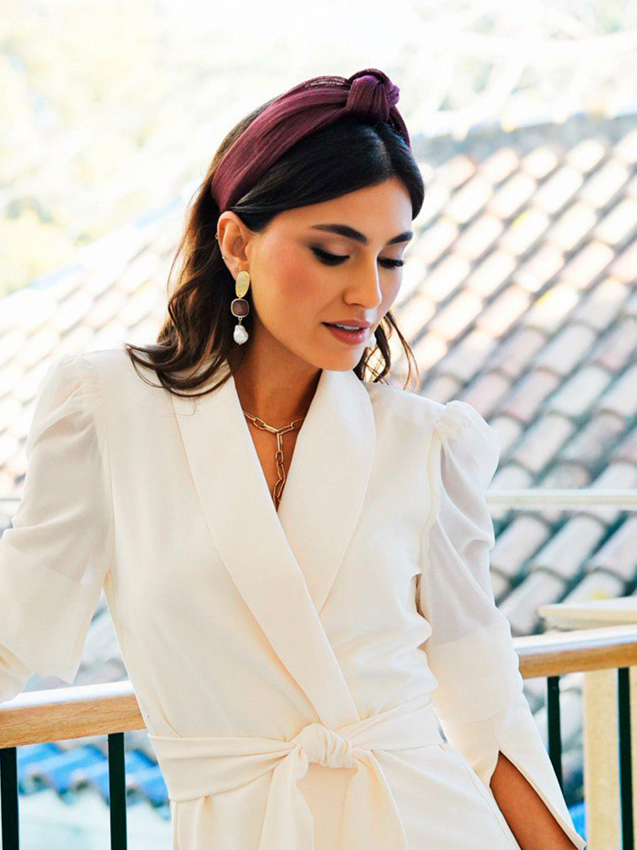 Diadema de invitada en color rosa