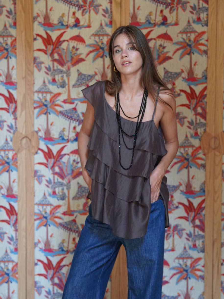 TOP VOLANTES ASIMÉTRICO TENCEL