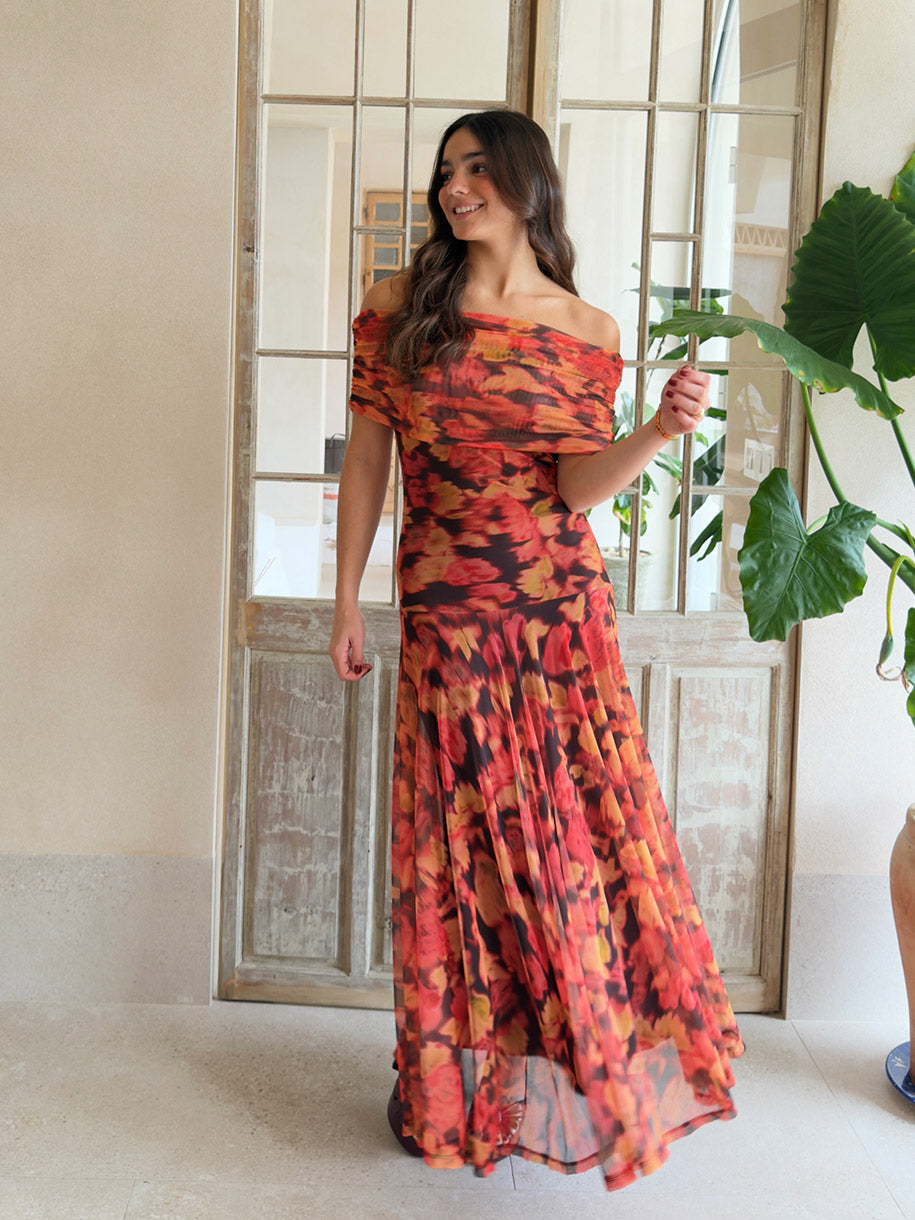 Vestido de invitada con tul