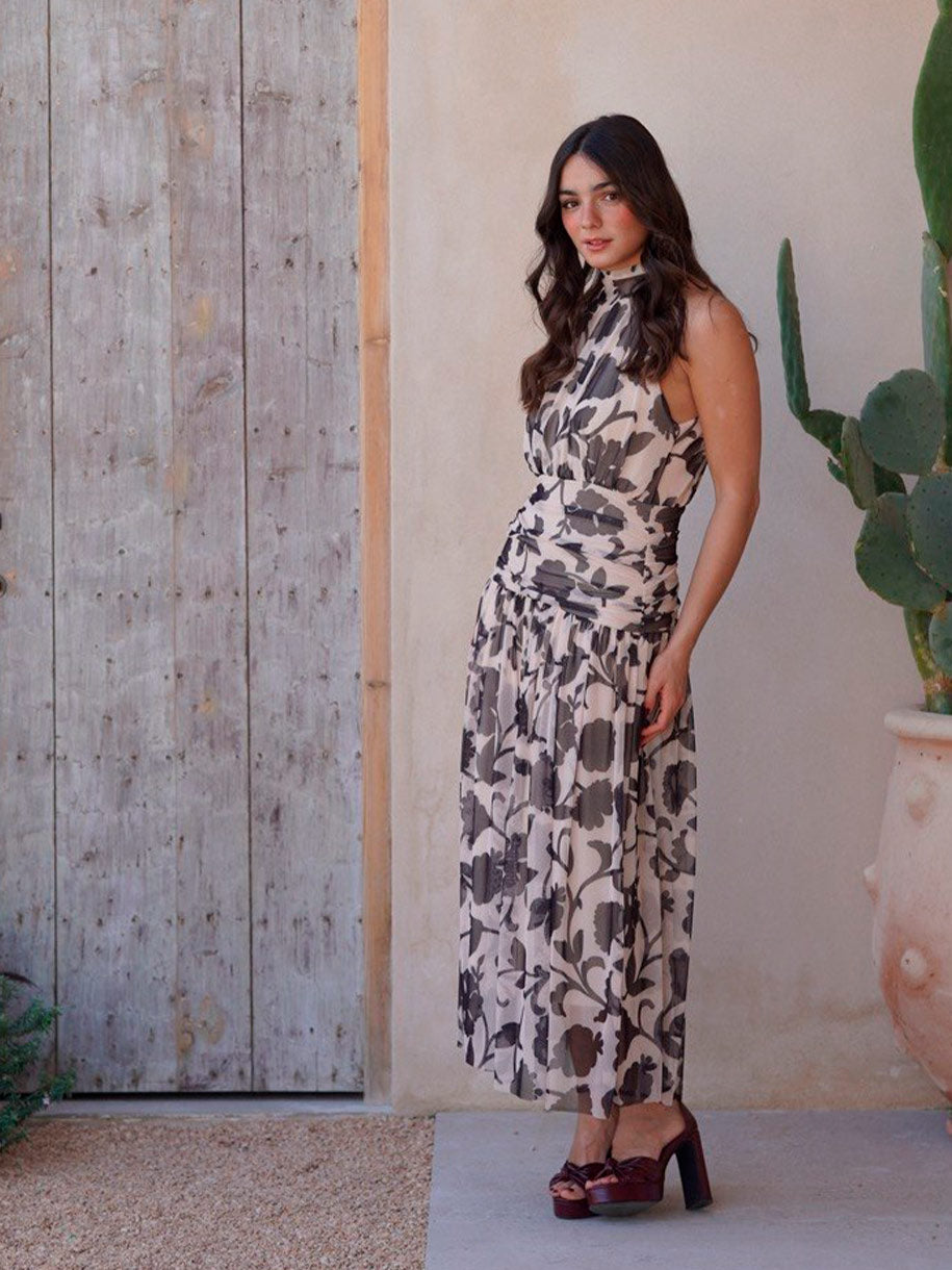 Vestido de invitada cuello halter