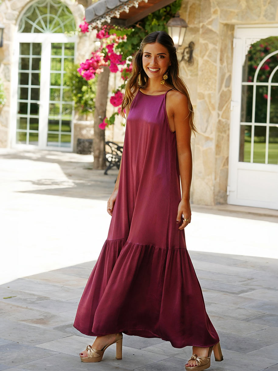 Vestido con capa