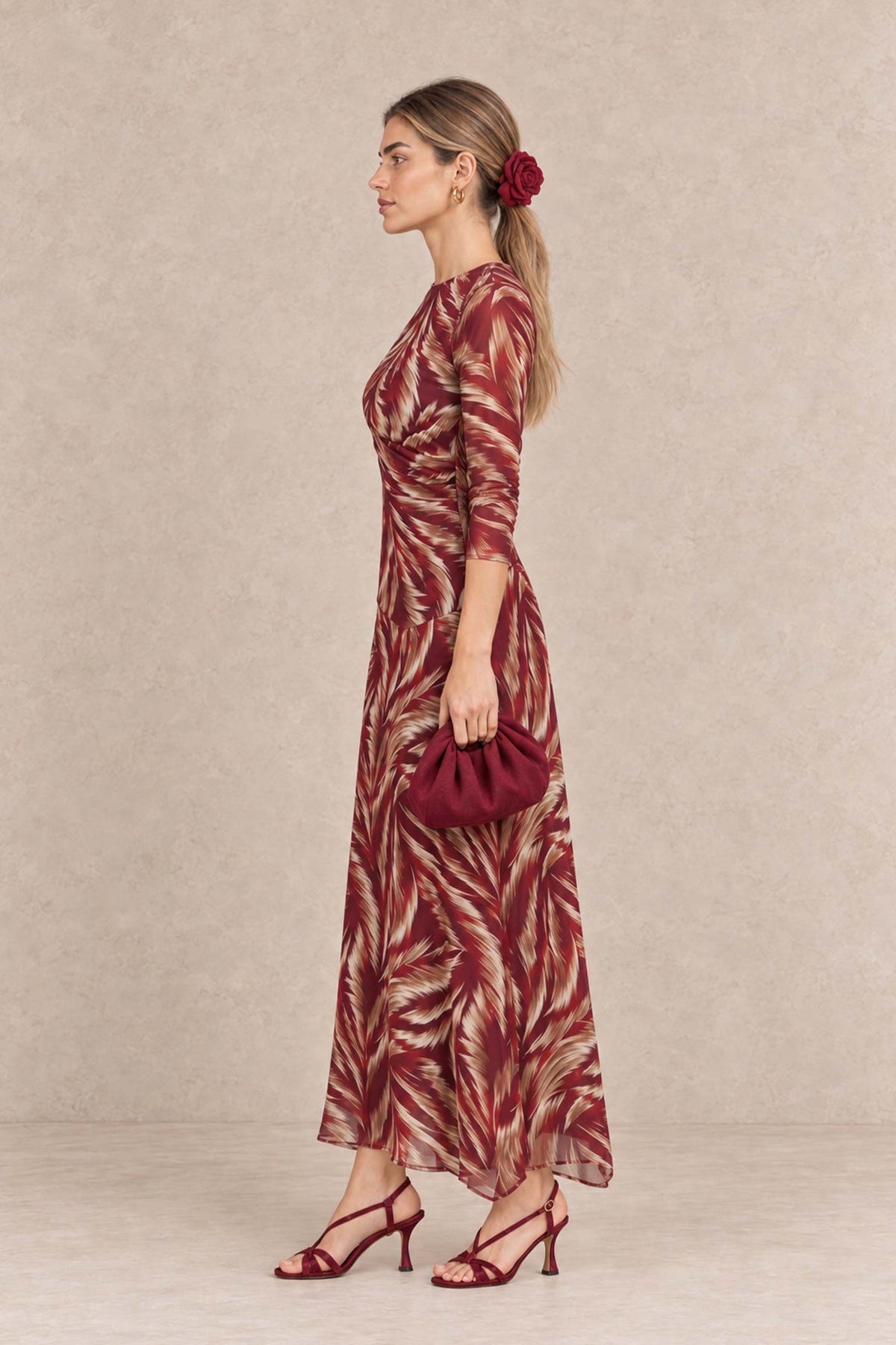 VESTIDO TUL PLUMAS LW