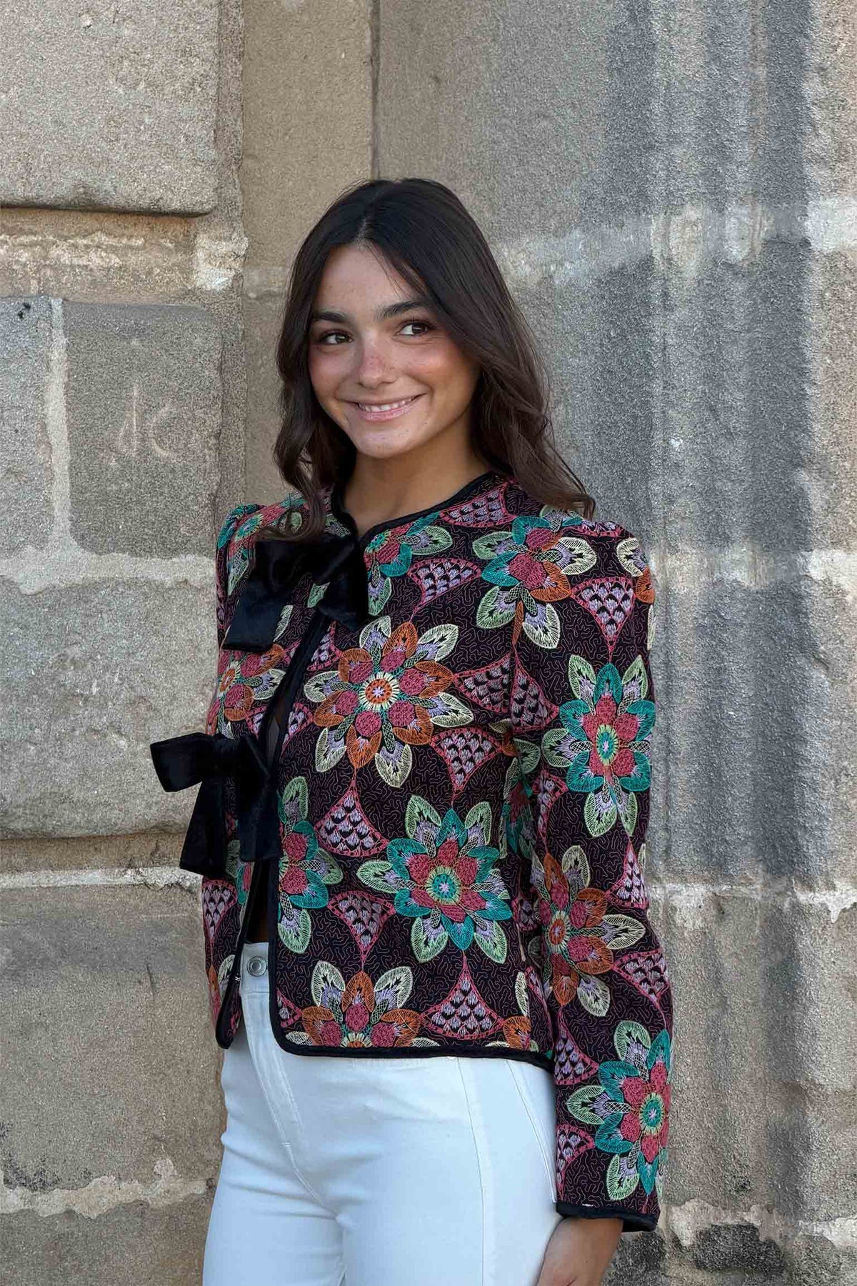Chaqueta Flores Bordada