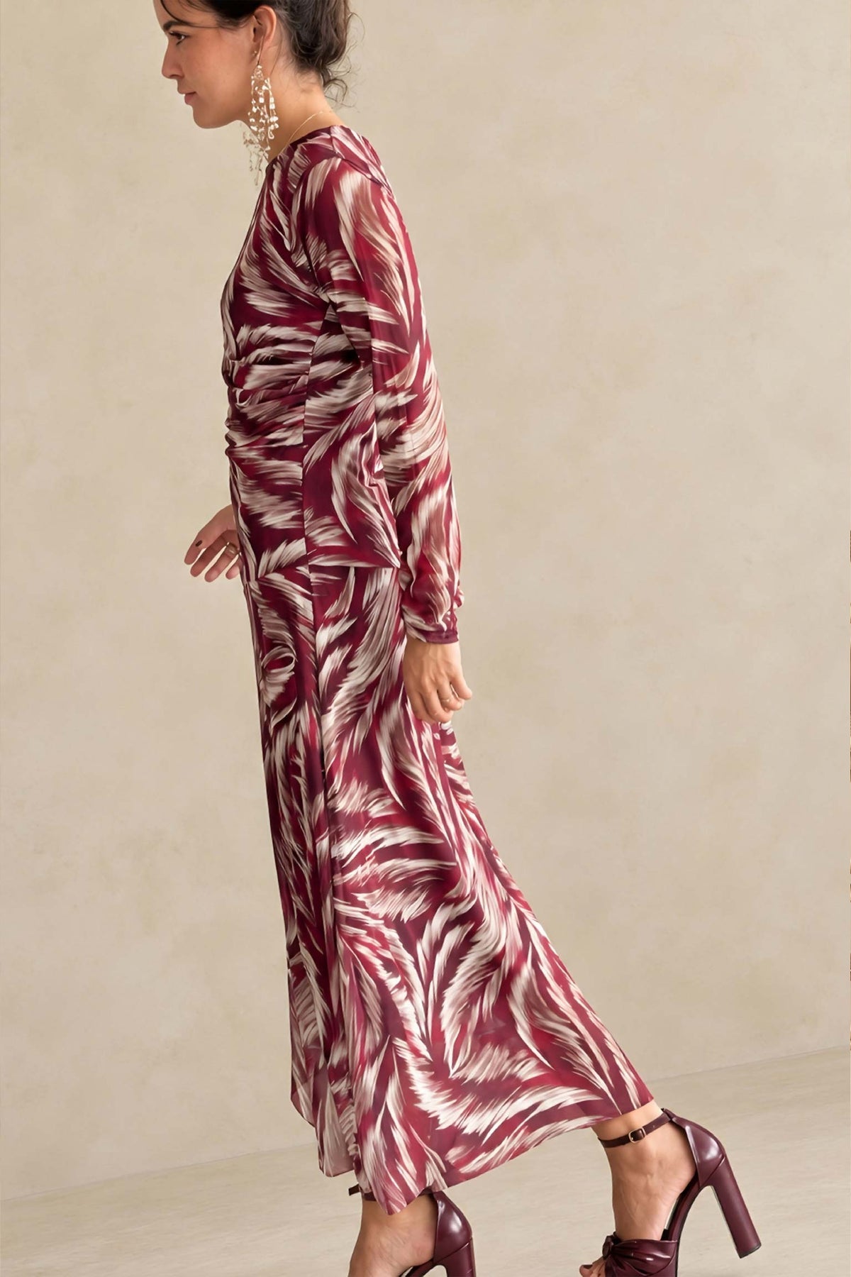 VESTIDO TUL PLUMAS LW