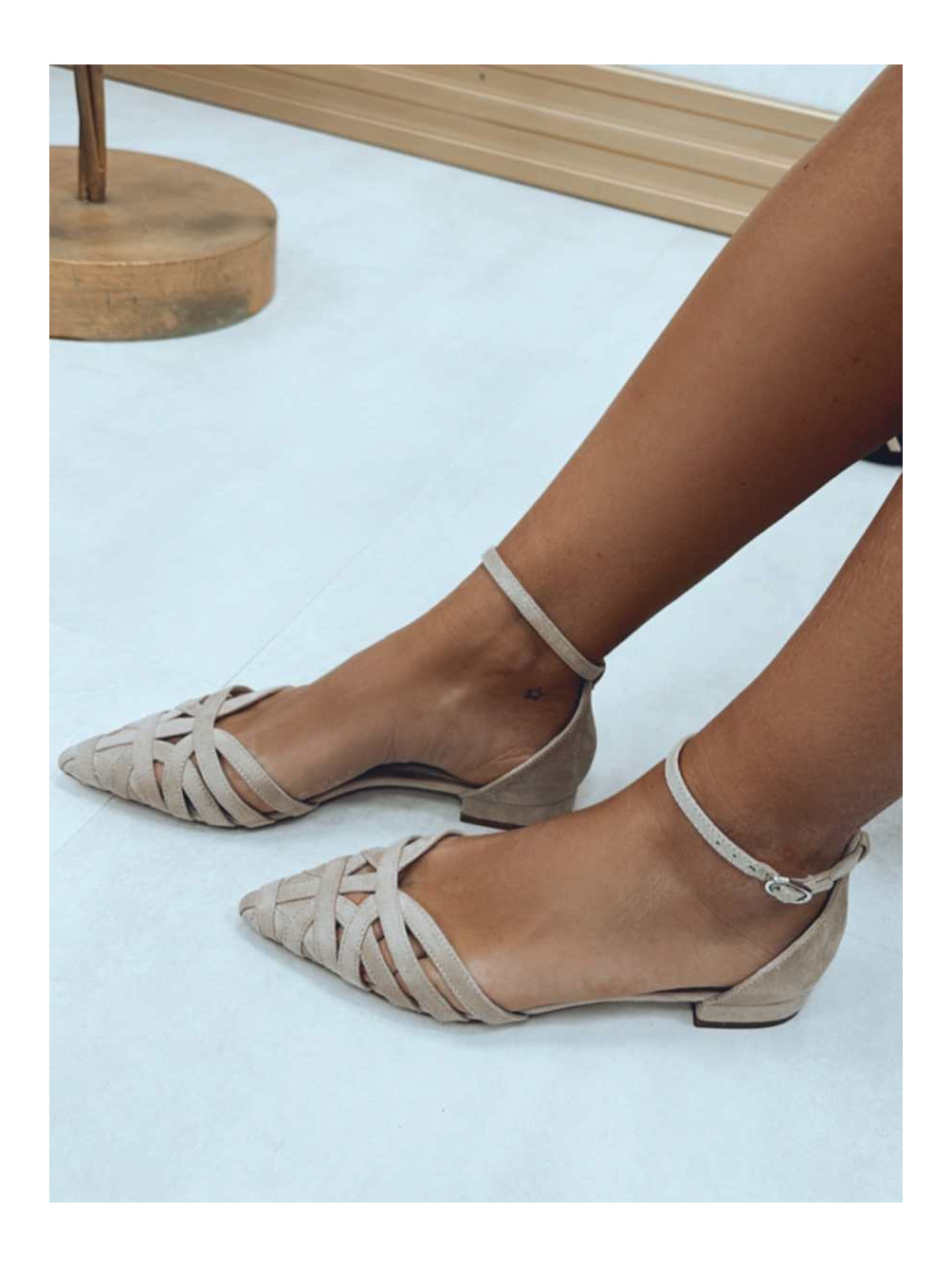 Sandalia Martina, color beige, zapato moda mujer, verano 2024, Mariquita Trasquilá