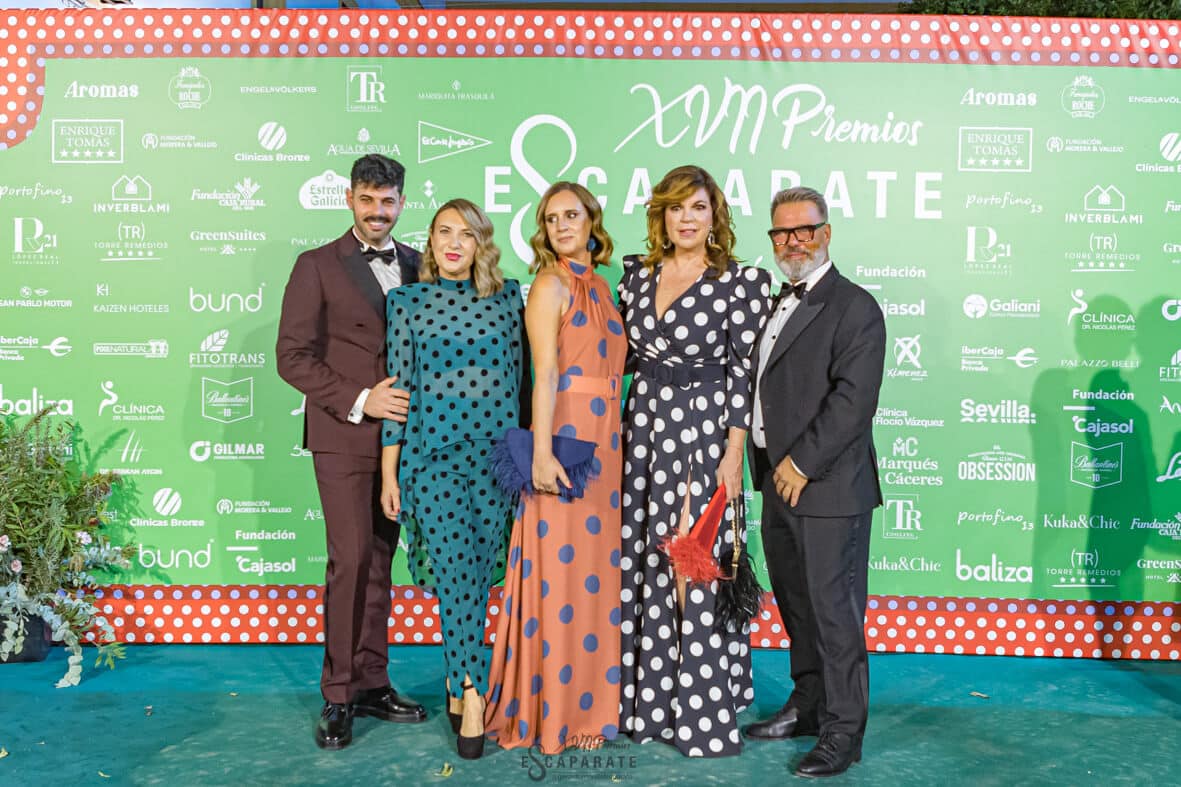 LOS DISEÑOS DE MARIQUITA TRASQUILÁ BRILLAN EN LOS PREMIOS ESCAPARATE