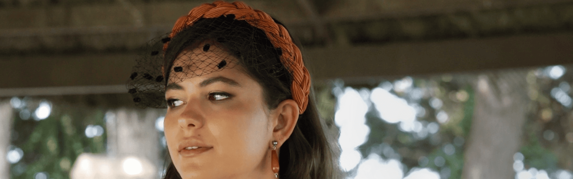 Tocados con redecilla