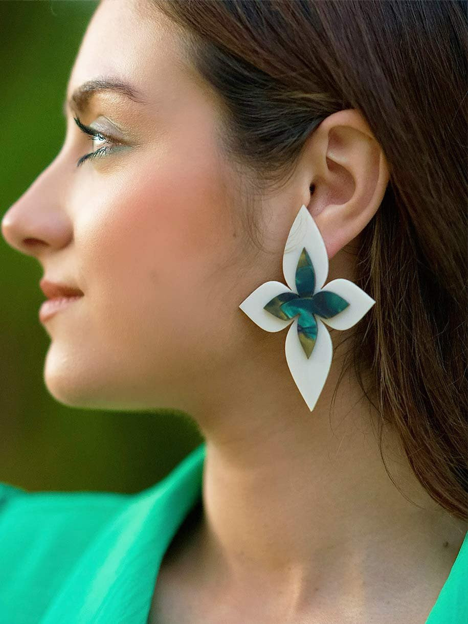 PENDIENTE FLOR DE LIS