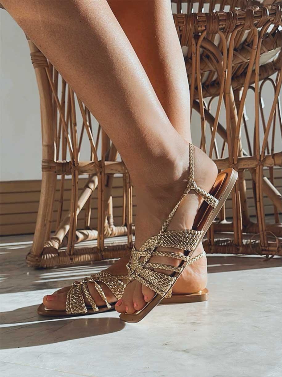 SANDALIAS DORADAS TRENZADAS
