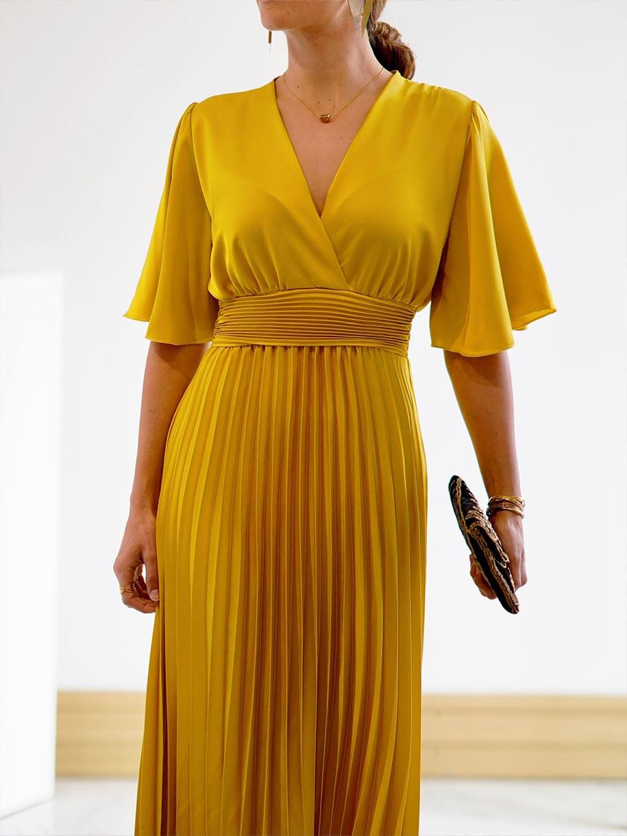 VESTIDO PLISADO MIDI
