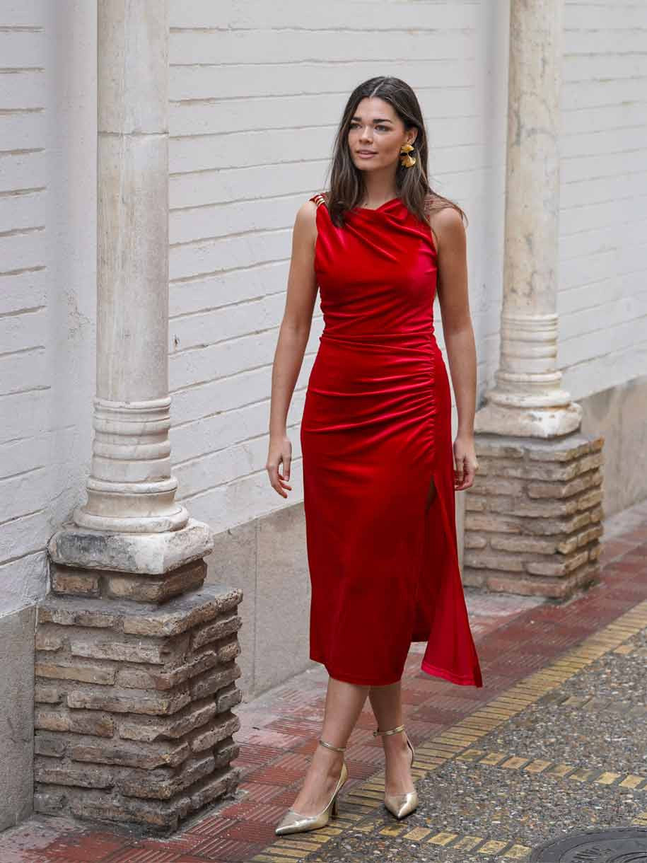 VESTIDO TERCIOPELO APLIQUE DORADO