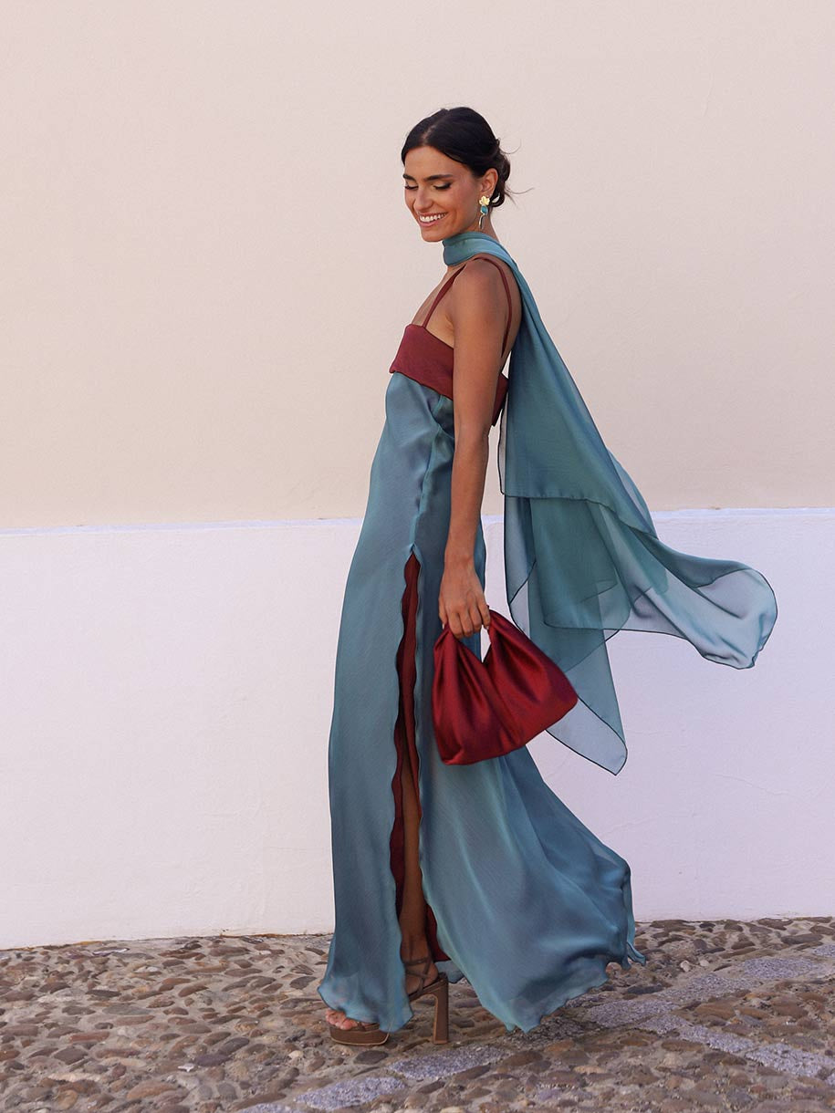 VESTIDO ENTRE MAREAS