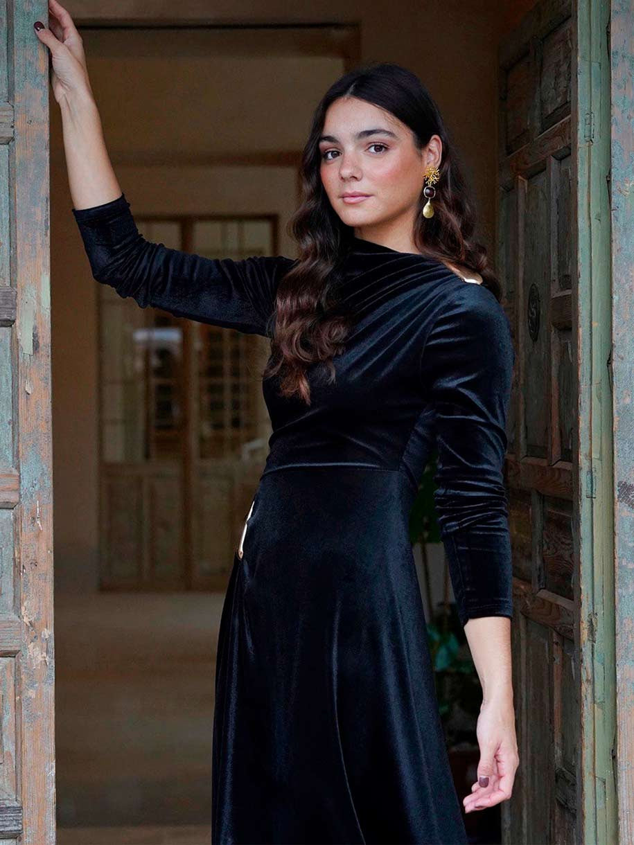 VESTIDO TERCIOPELO APLIQUE LÁGRIMA