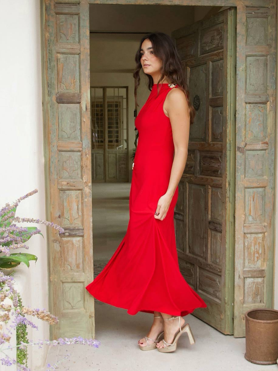 VESTIDO APLIQUE MARTELÉ