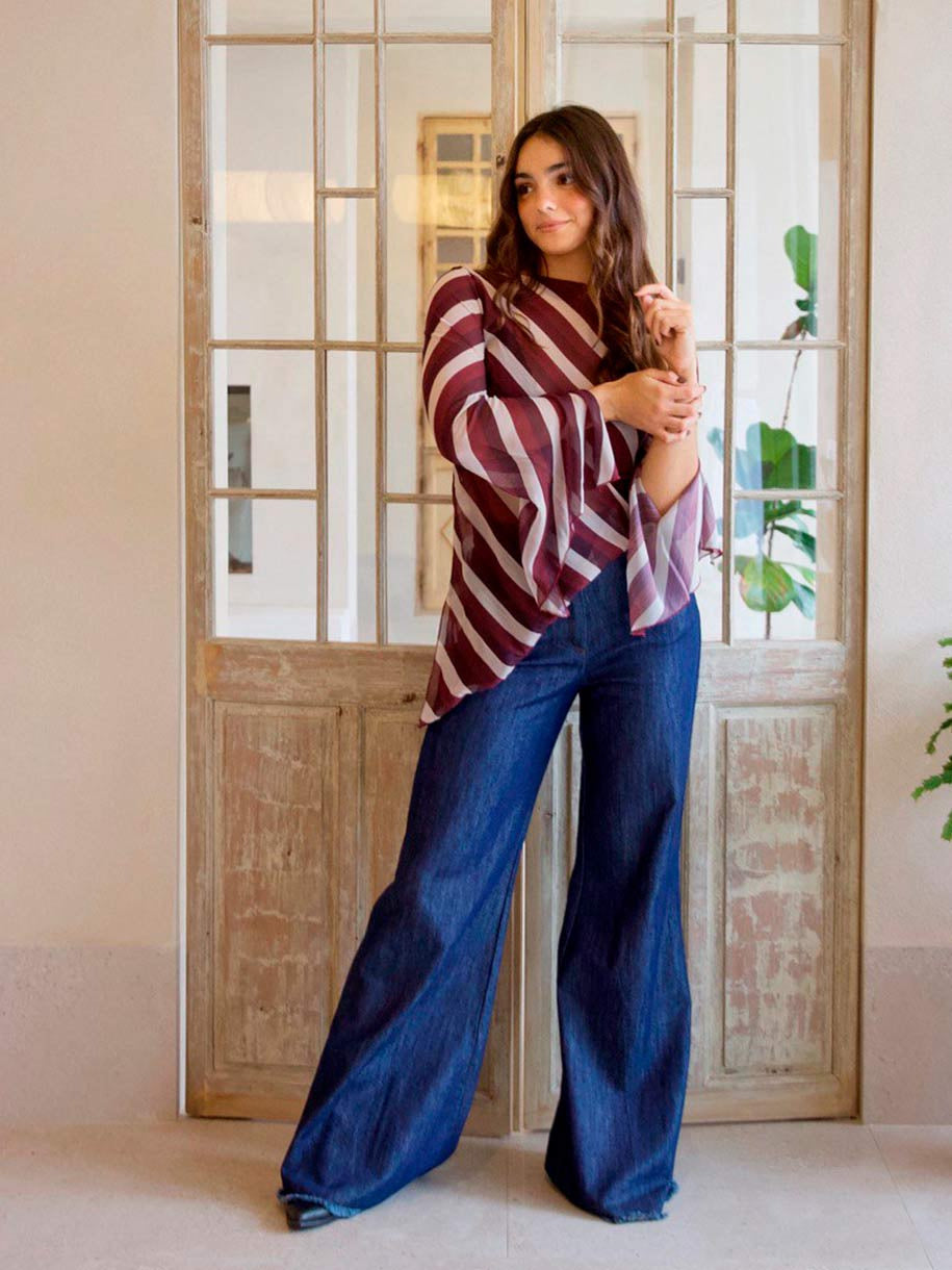 BLUSA TRANSPARENCIAS ASIMÉTRICA