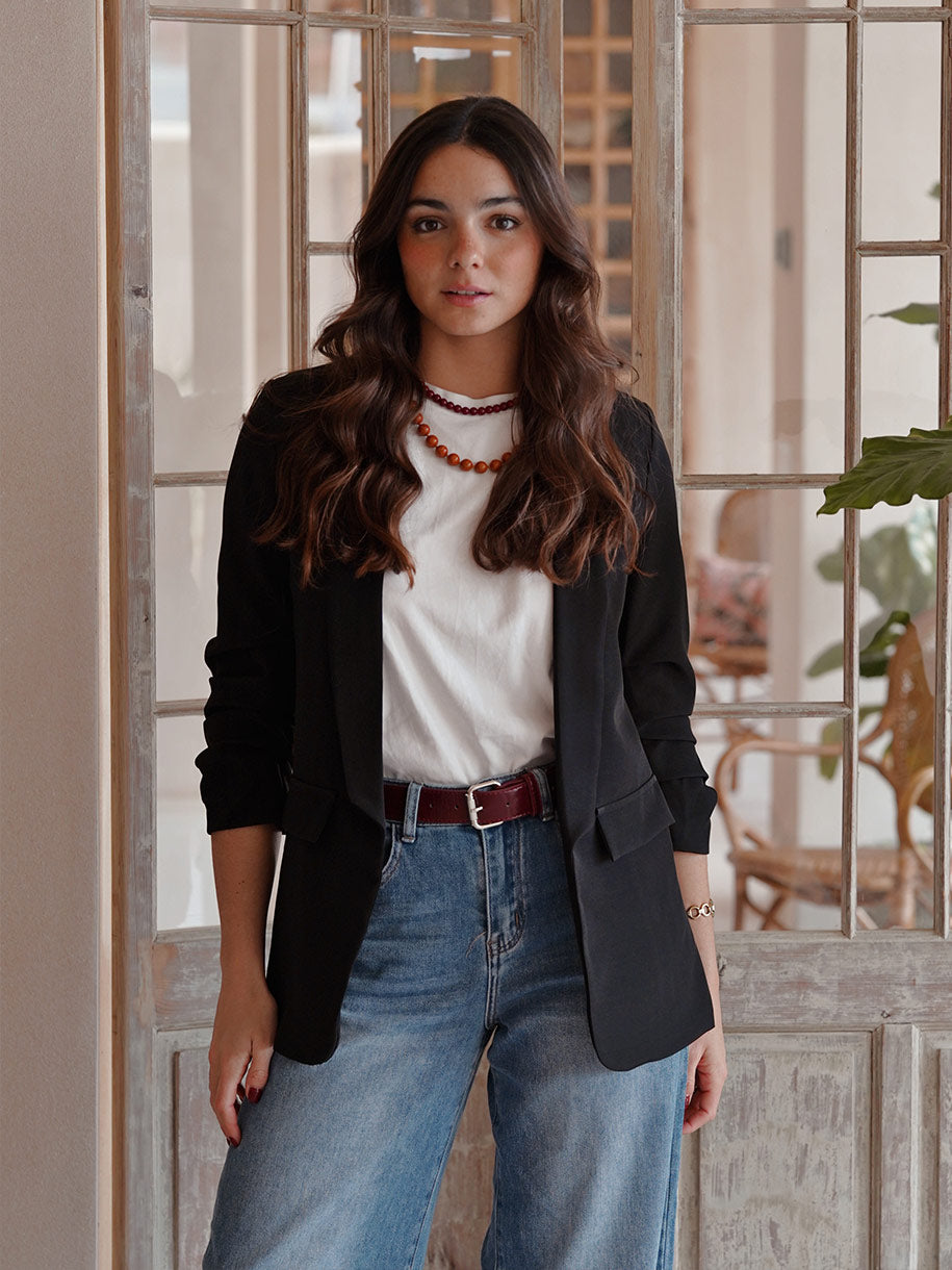 Blazer básica en color negro