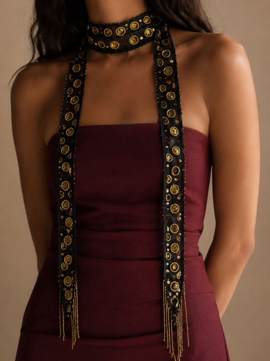 Chocker negro de invitada