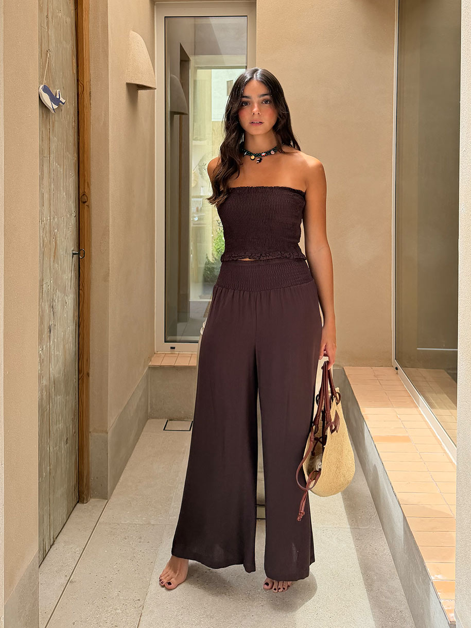 Conjunto en color chocolate