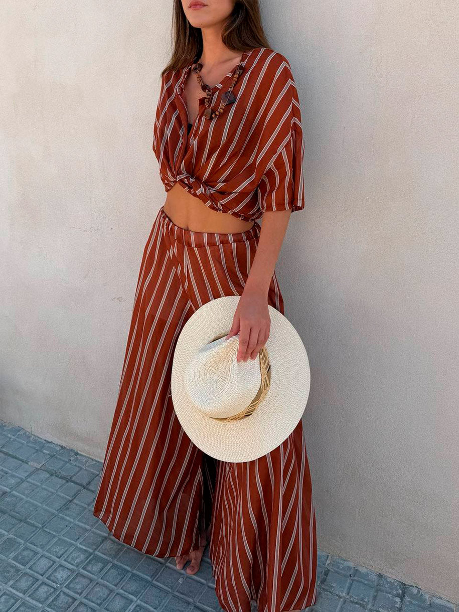 Conjunto de blusa y pantalon