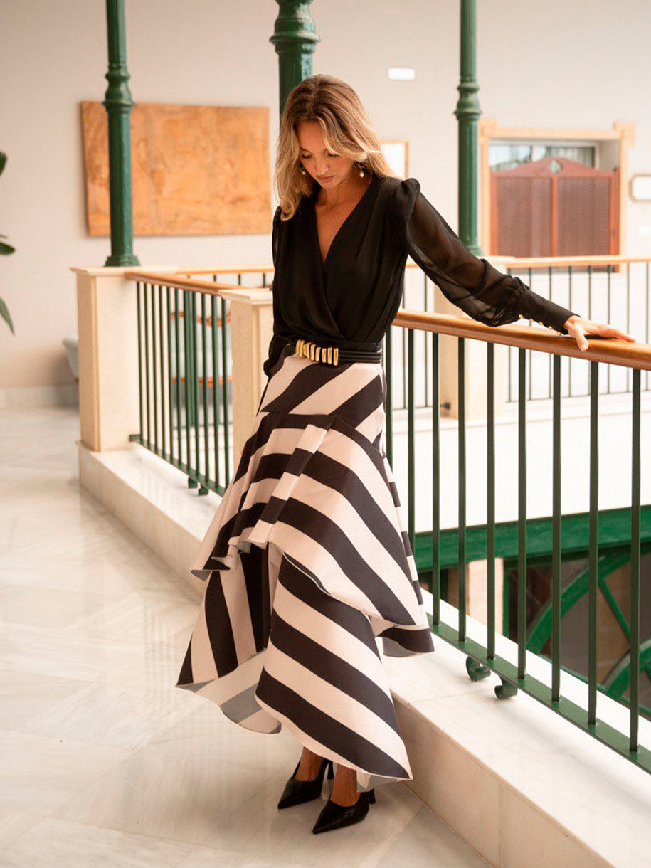 Falda de fiesta con rayas