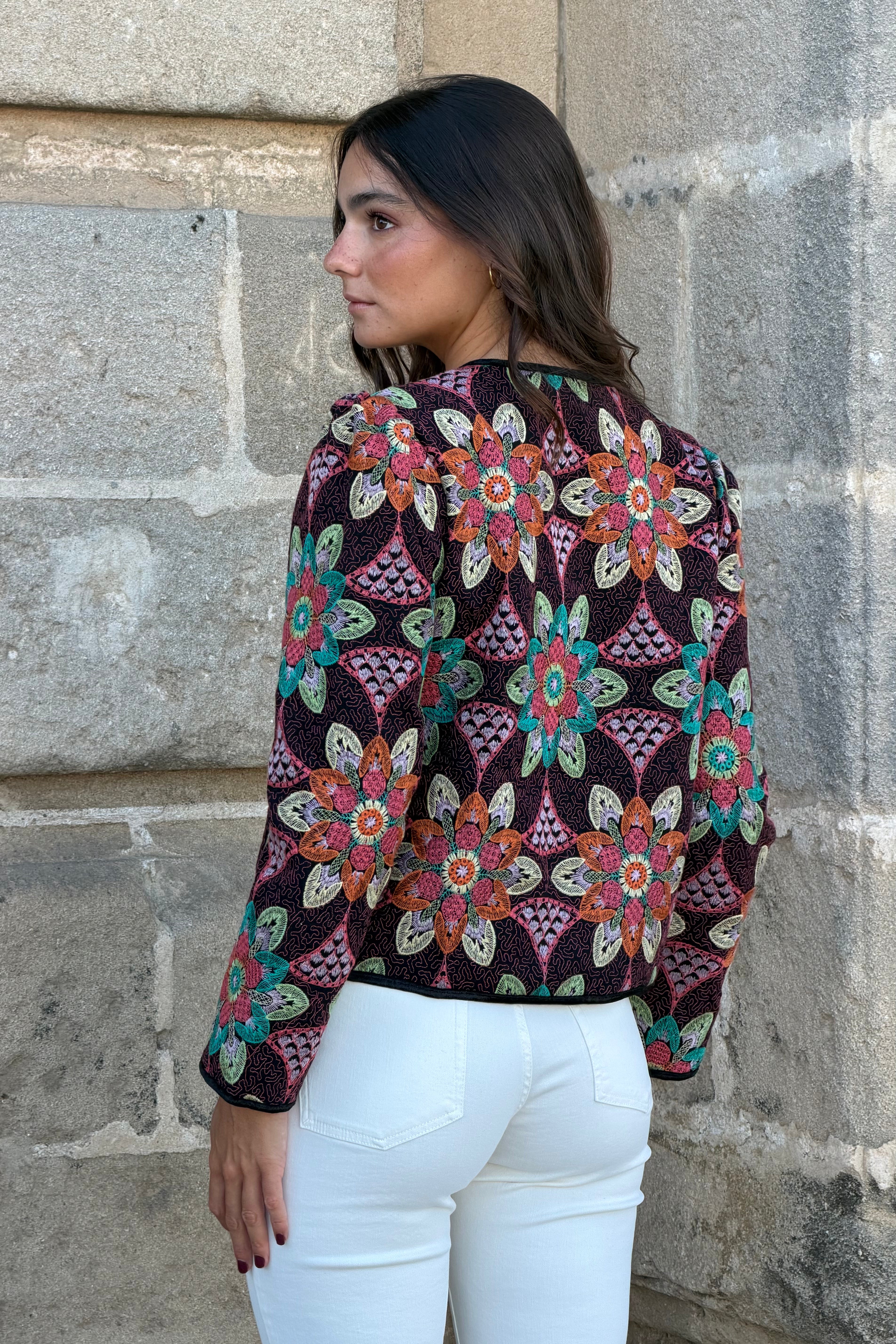 Chaqueta Flores Bordada