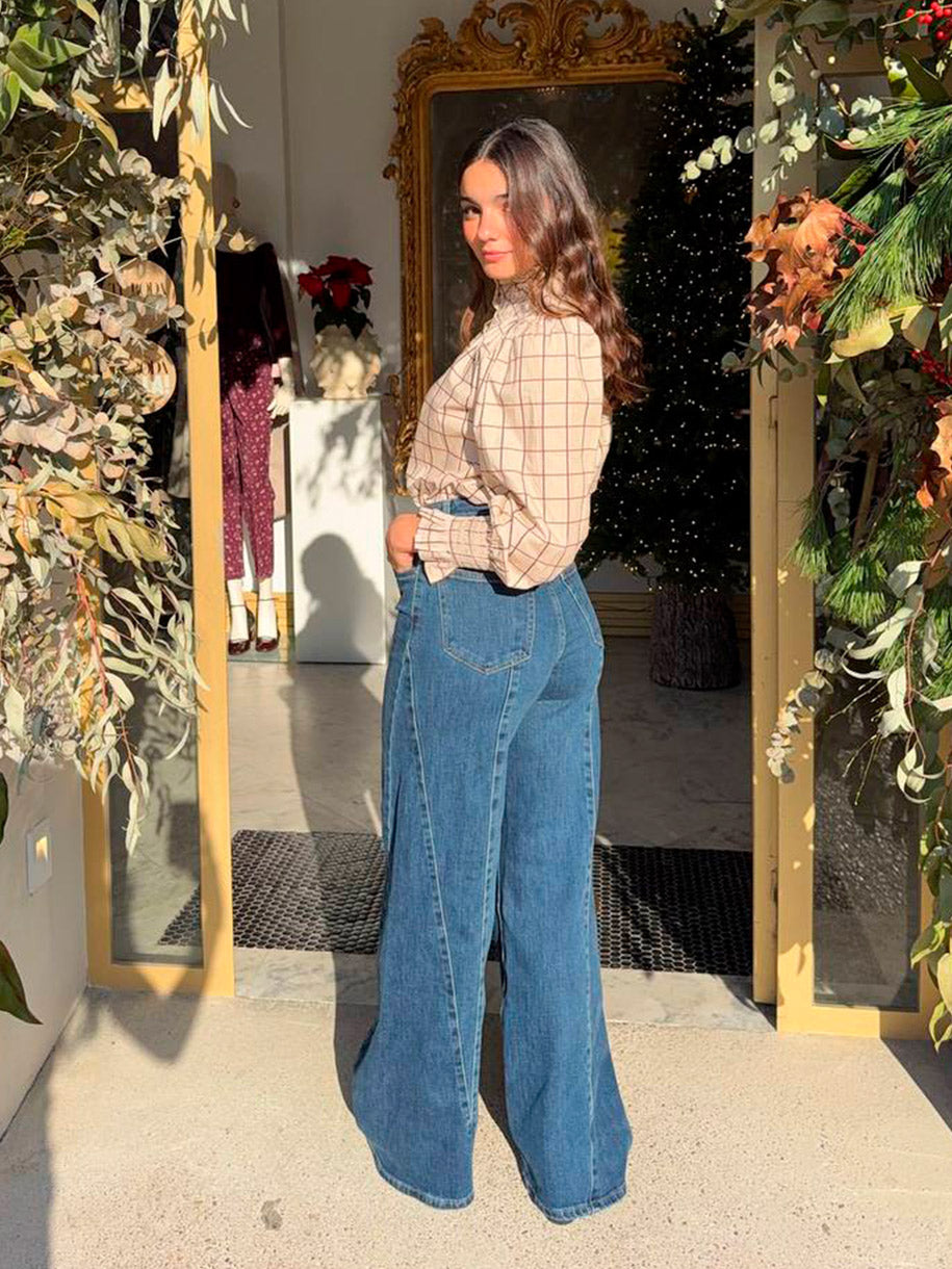 Vaquero de tiro alto con lineas verticales