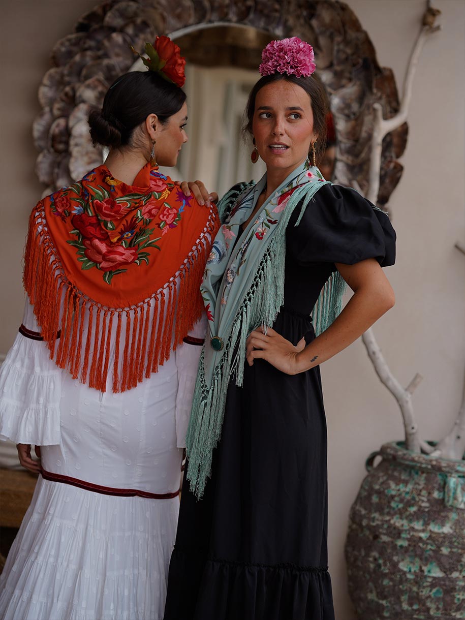 MANTONCILLO BORDADO PRIMAVERA