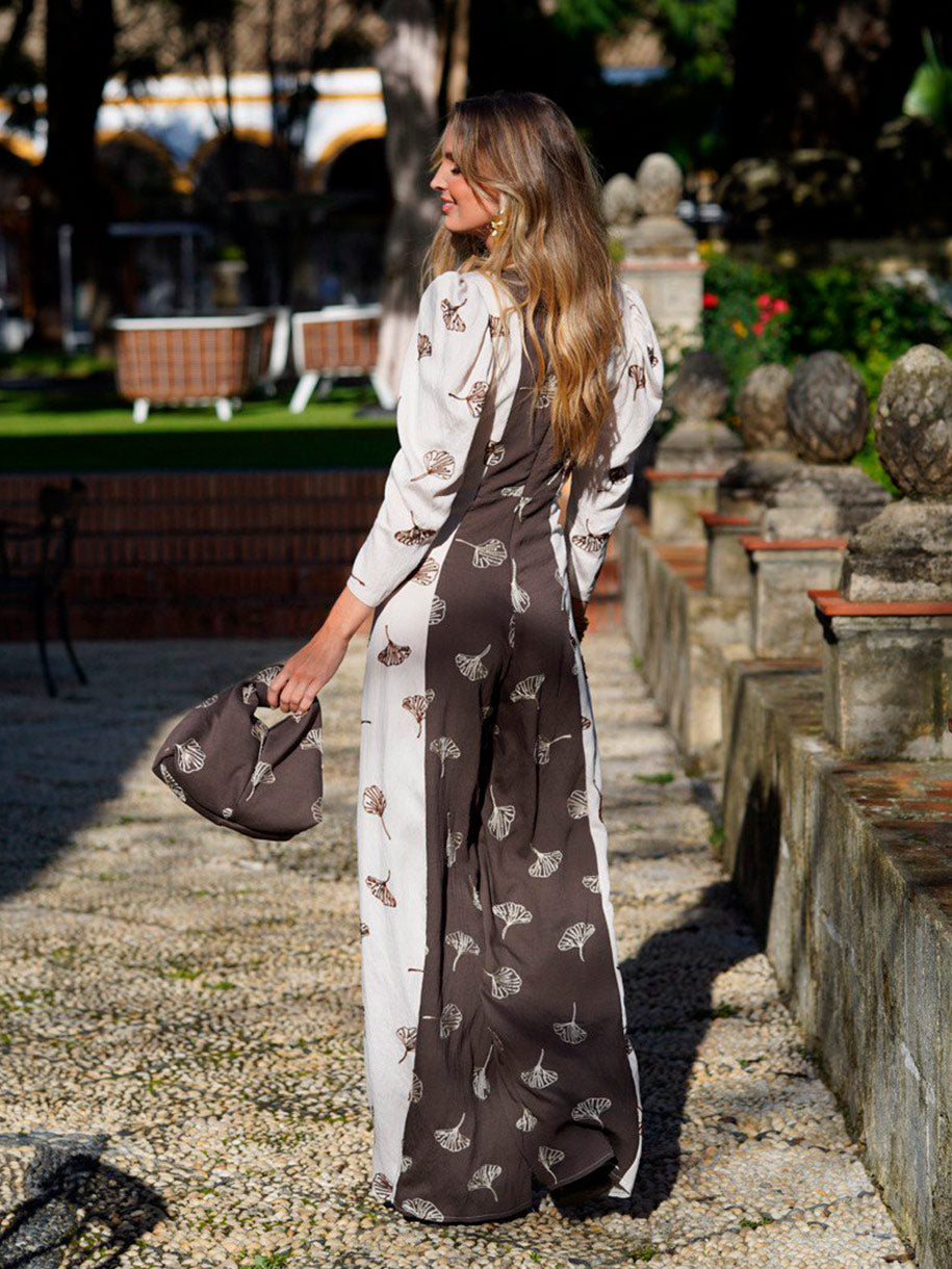 Mono con mangas abullonadas