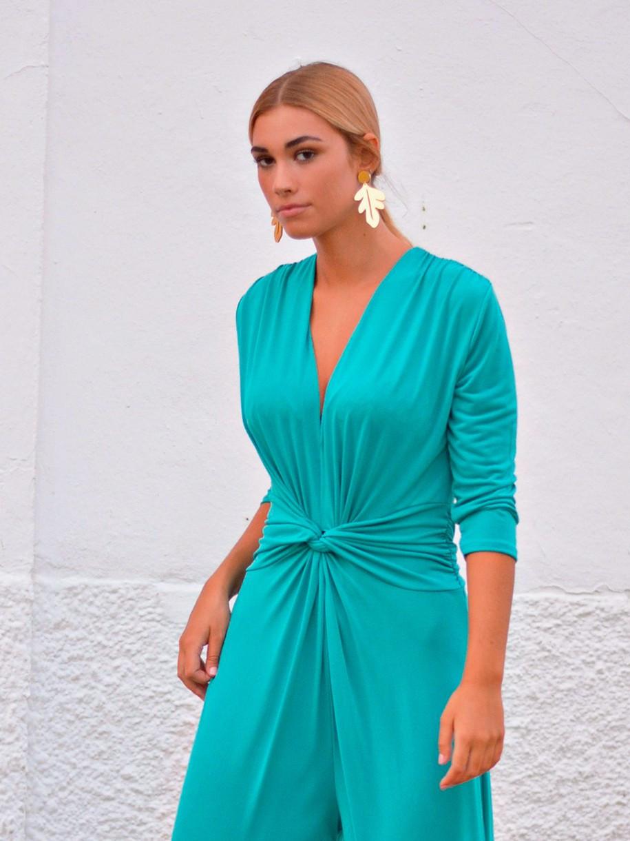 Mono de invitada en color aguamarina