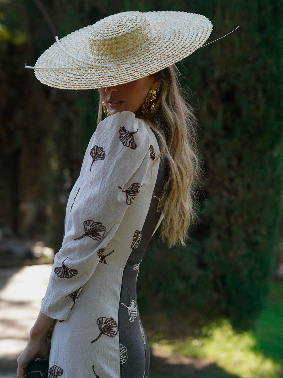 Pamela para boda de día en color natural