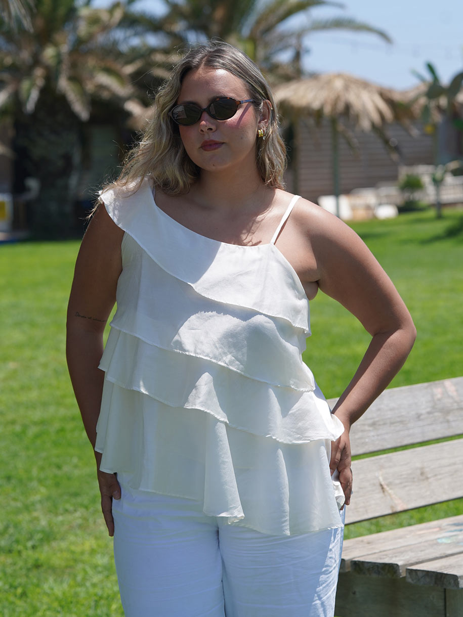 TOP VOLANTES ASIMÉTRICO TENCEL