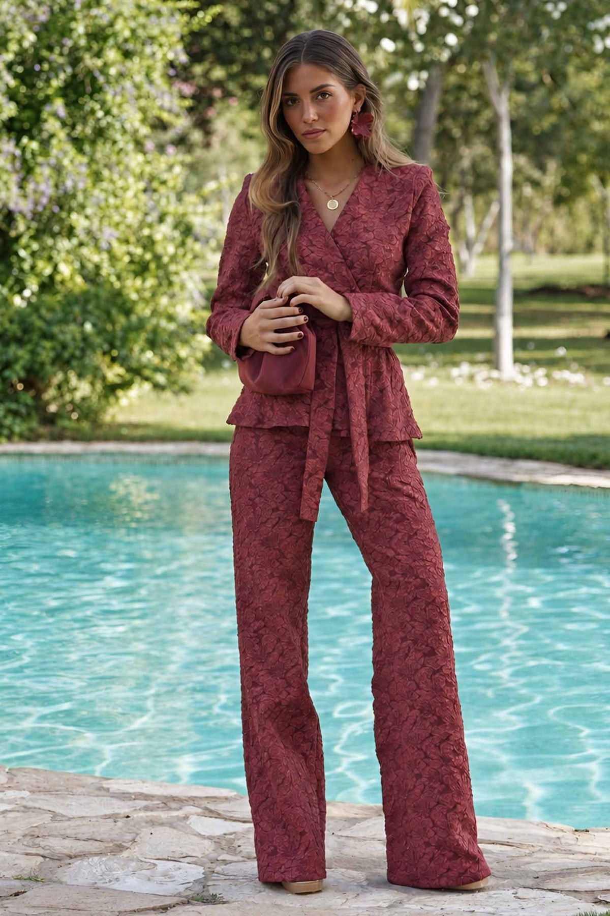 TRAJE DE CHAQUETA BARBADILLO TINTO