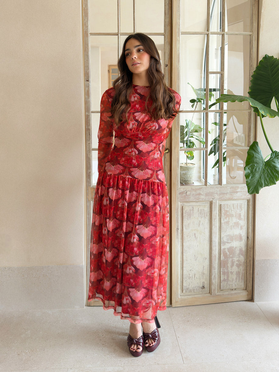 Vestido de invitada de manga larga