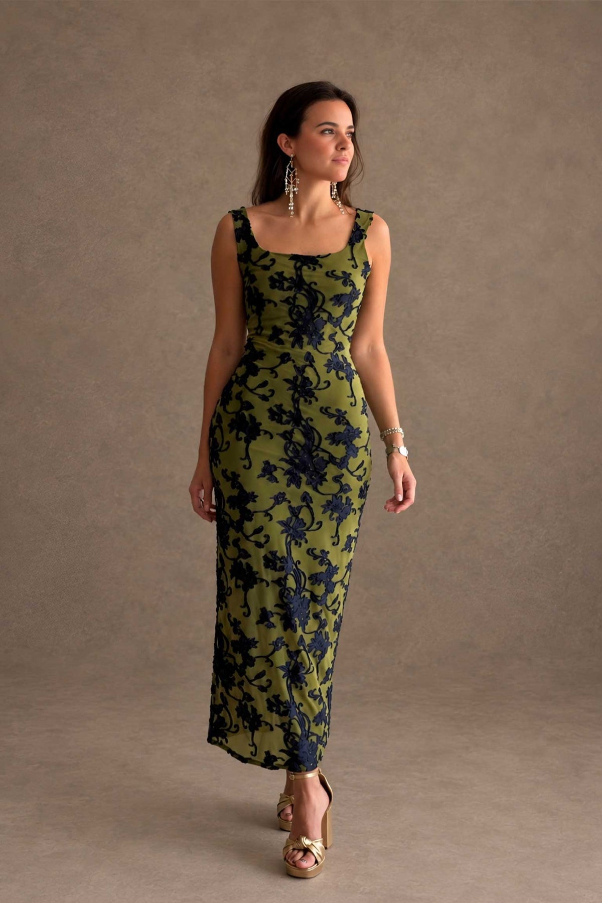 VESTIDO FLOCADO FLORAL GREEN LW