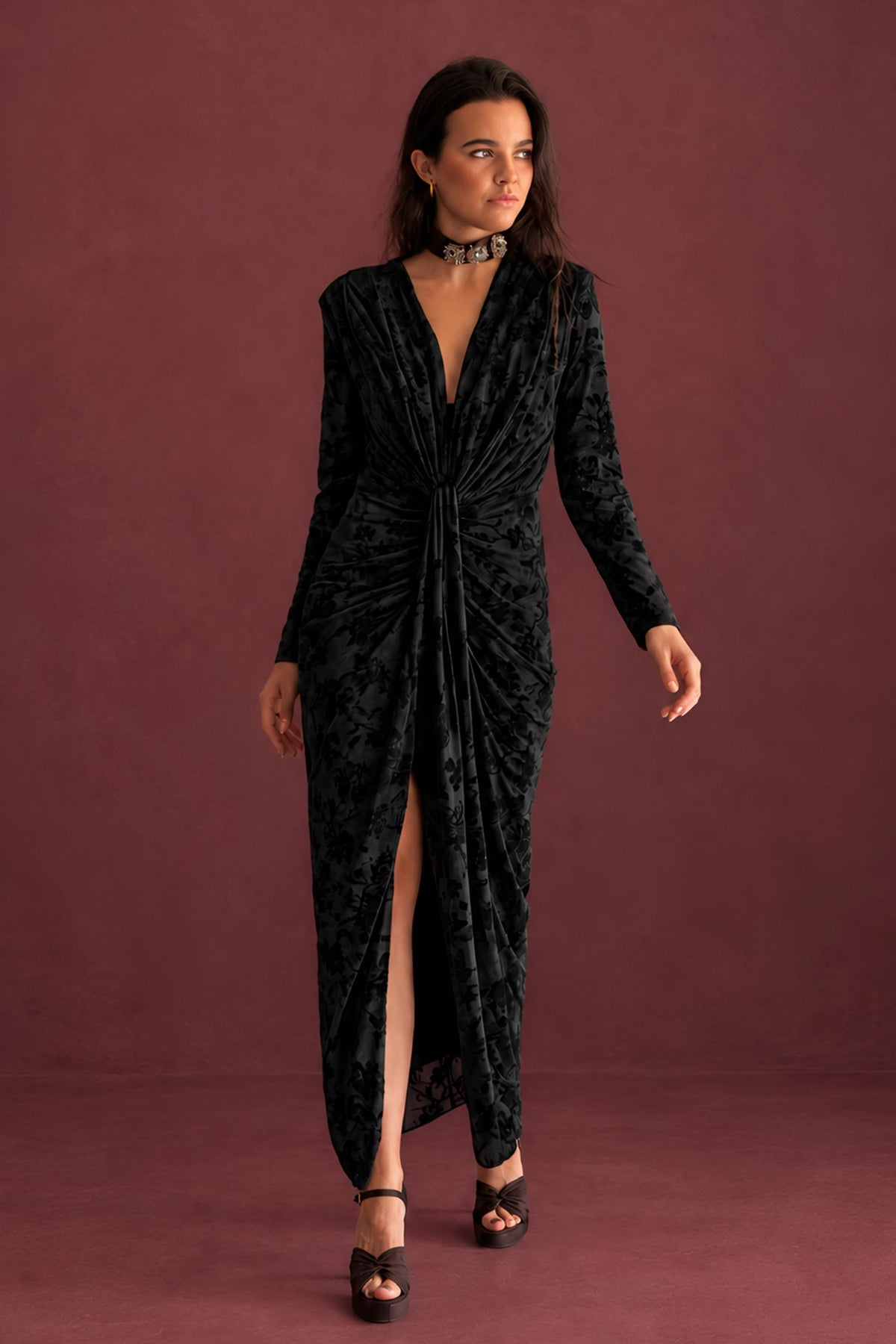 VESTIDO JEUNE FLOCADO