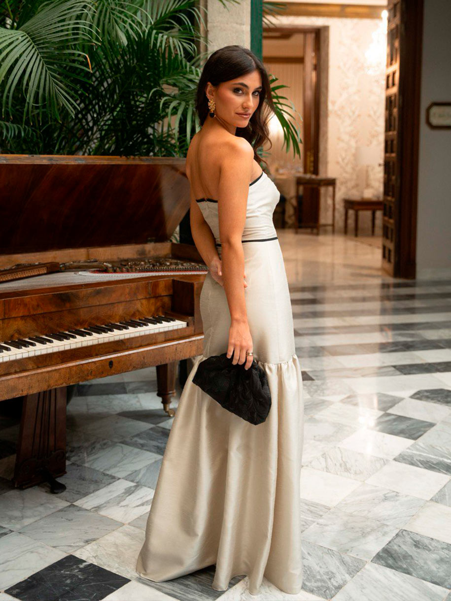 Vestido para eventos en color beige