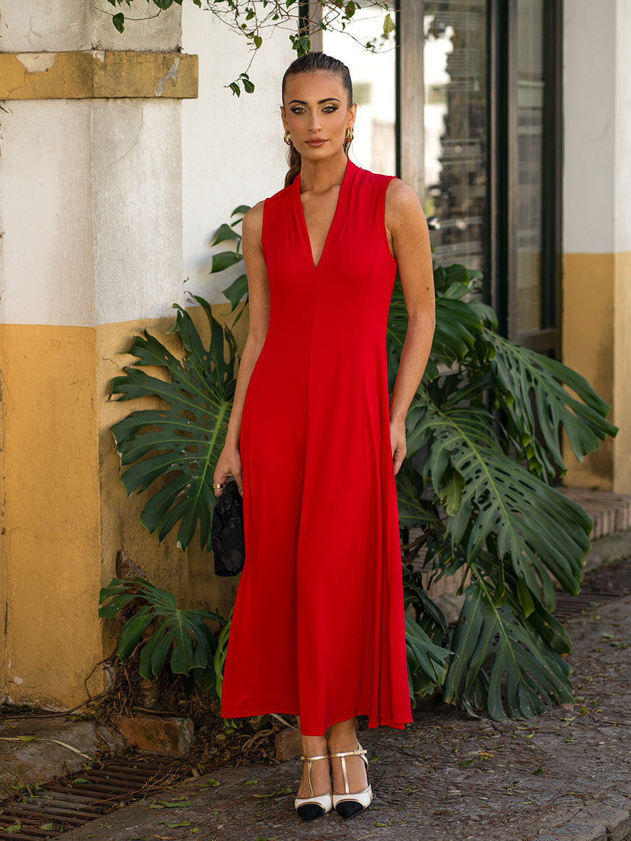 Vestido midi en color rojo