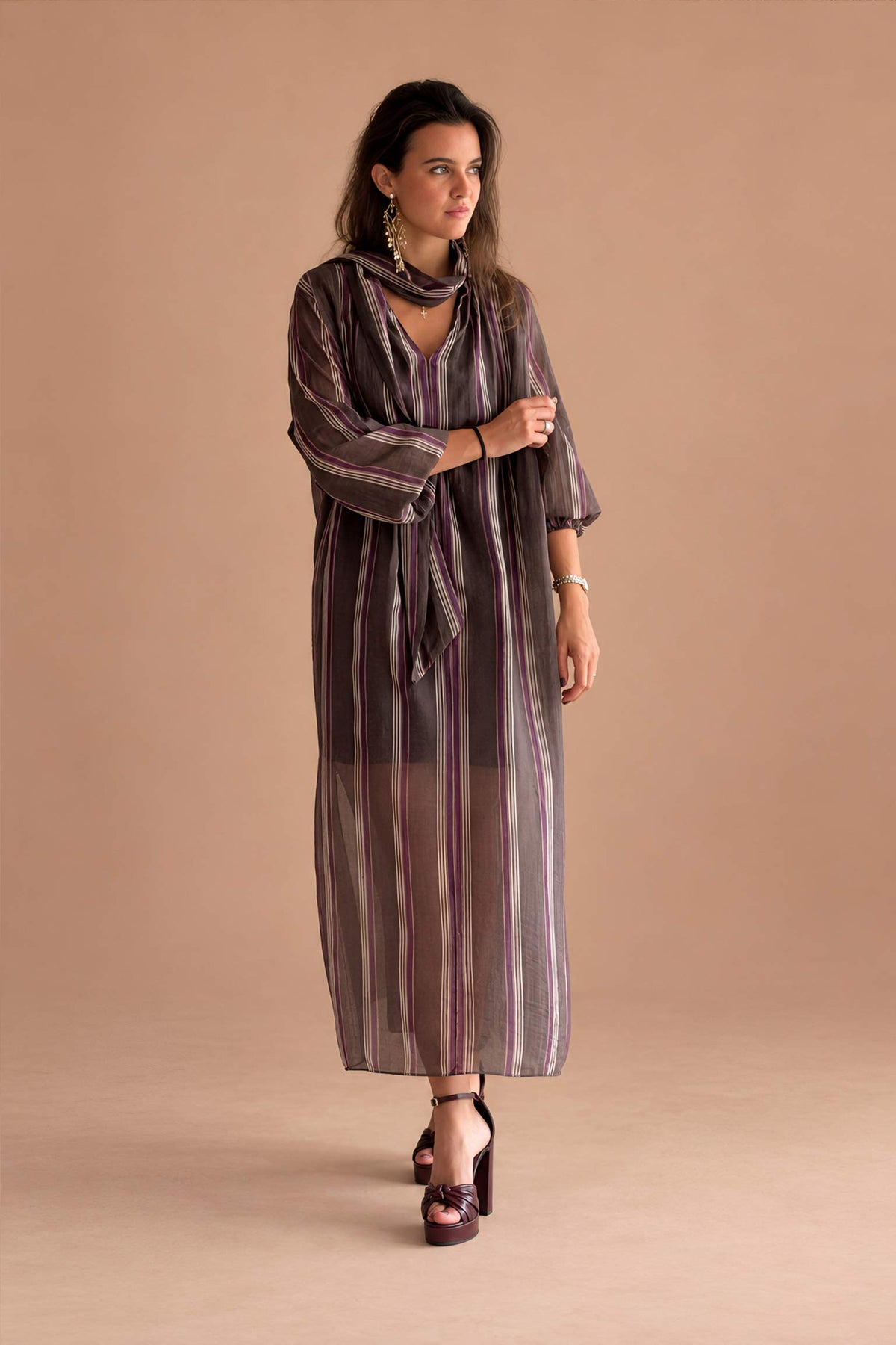 Vestido con cinturon